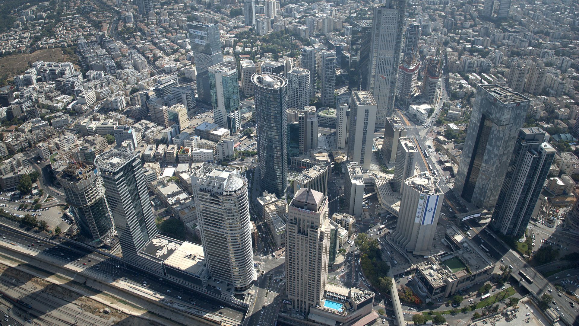 Whole Freestanding Building for Rent in the Heart of Tel Aviv